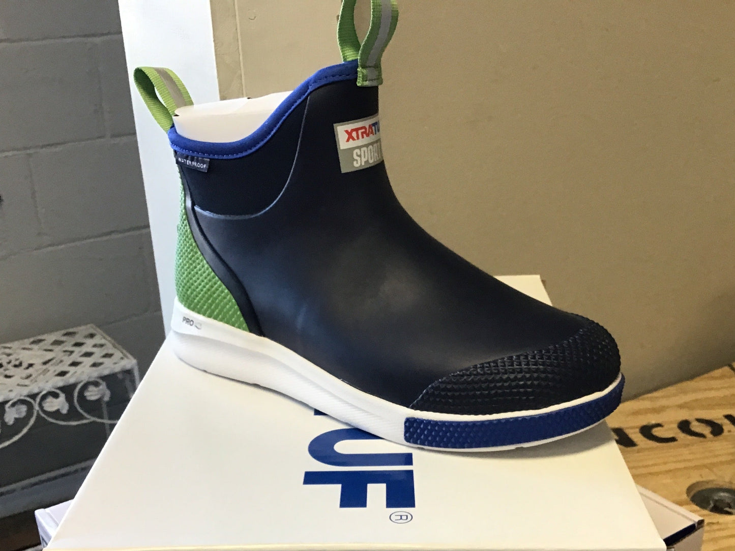 Xtratuf Men’s Prolite Ankle Deck boot Navy