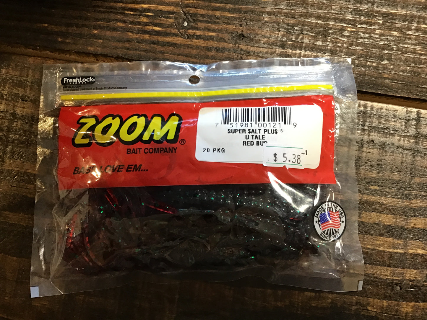 Zoom u tale (red bug)