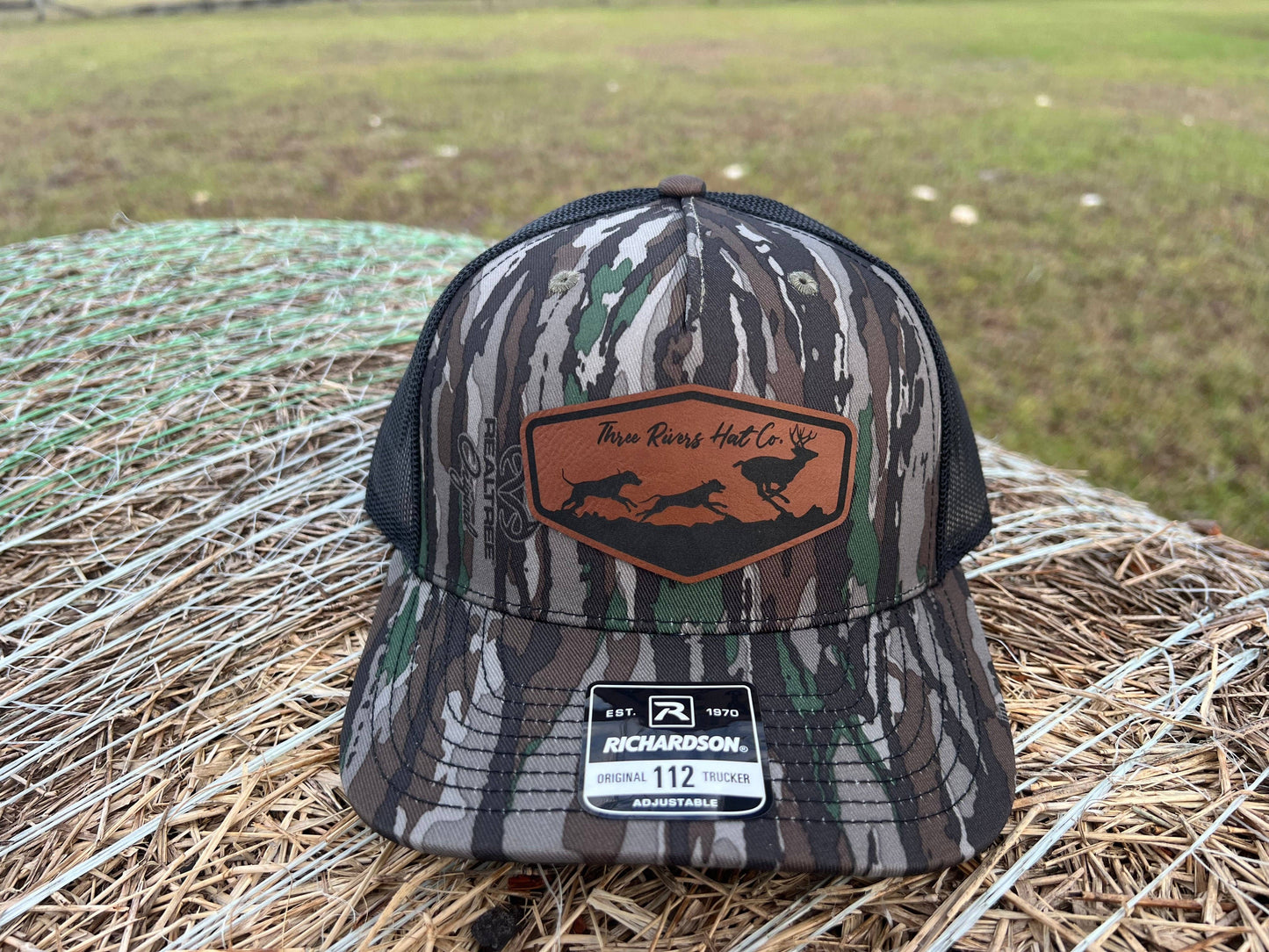 Deer Dog Hunting - Camo Trucker Snapback - Richardson 112