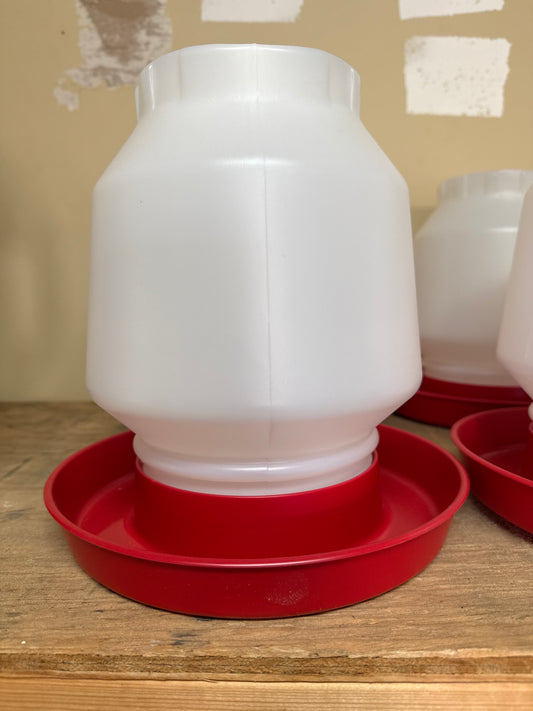 1 gal poultry waterer