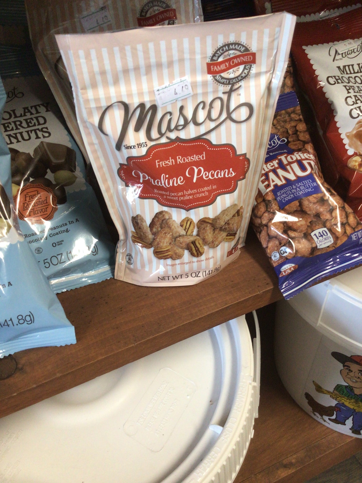 Mascots fresh roasted praline pecans