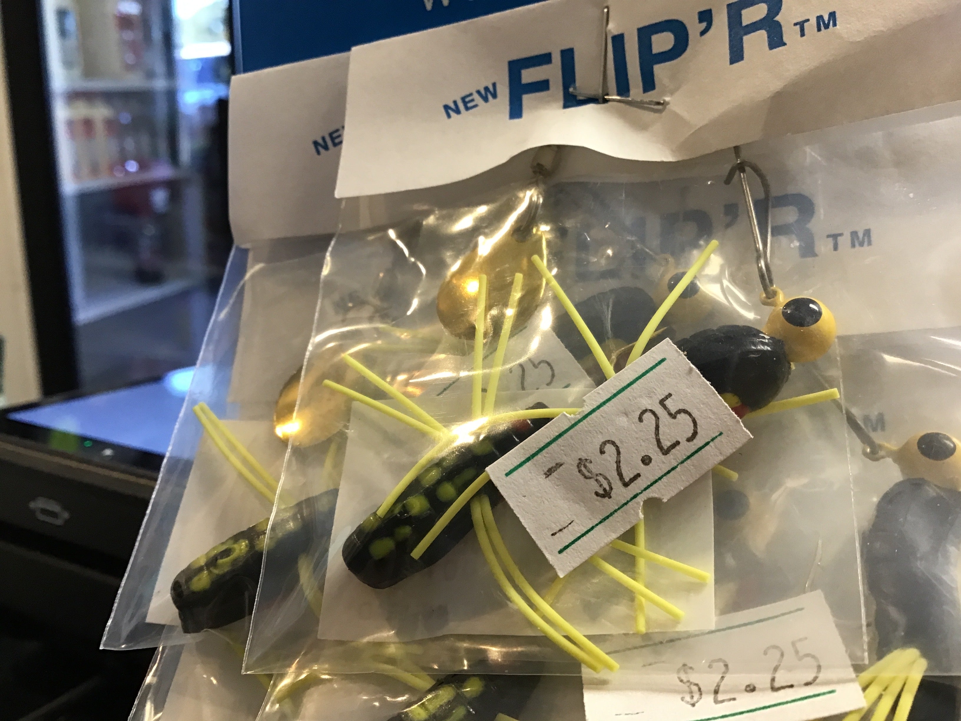 Extra bait flip’r (sm Al fuzz) – Frog's Farm and Feed