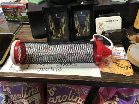 Long tube cricket cage