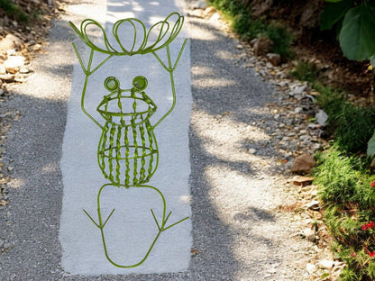 Twisted Metal Green Frog Plant Stand